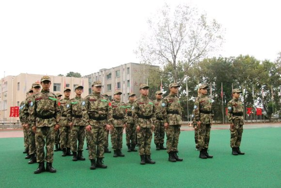 德阳弘正科技职业学校军事化管理学校