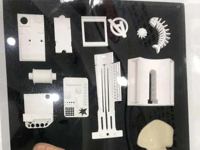 德阳弘正科技职业学校开设3D智能打印技