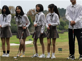 高尔夫球课程-德阳弘正科技职业学校